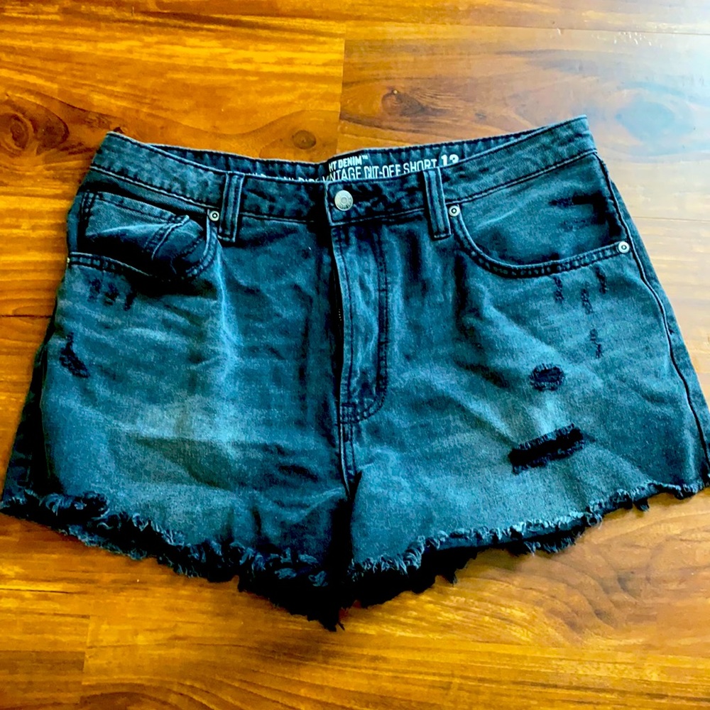 Ultra Hi-rise vintage cut-off shorts
